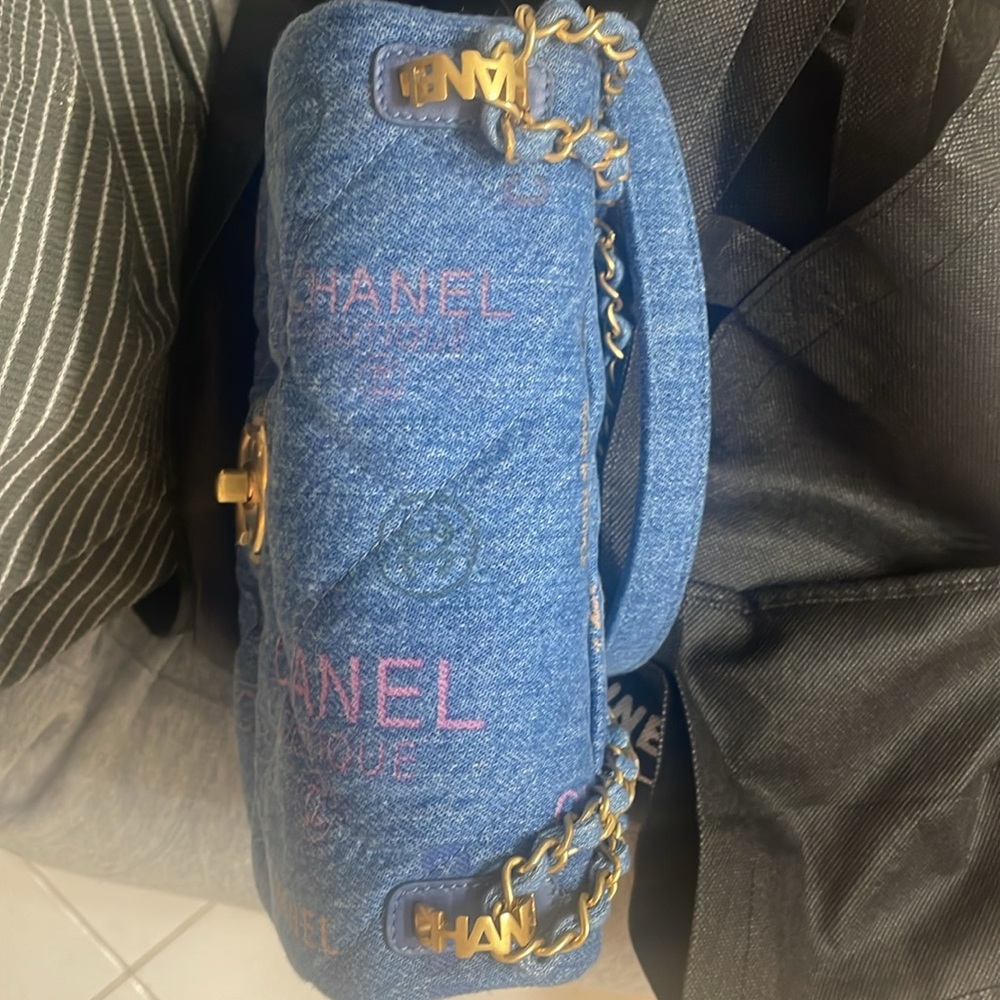 Chanel Denim Mood Small Bag - Picture 3 of 10